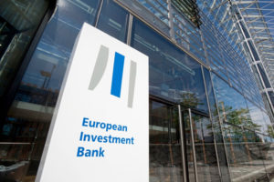 Европейский инвестиционный банк провел блокчейн-хакатон