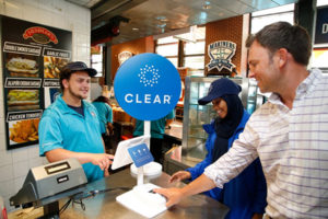 Футбольные фанаты смогут проходить на стадионы по отпечаткам пальцев