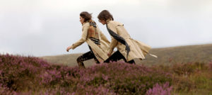 Знаменитый бренд начал продавать одежду в Instagram