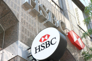 Еще один банк уволит более 10 тыс сотрудников