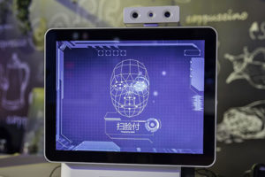 Оплата без смартфона, наличных и карт — в Японии разработают новую систему