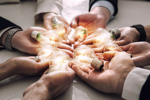 Blockchain и IoT: Укрзализныця отобрала 10 стартапов для своего инкубатора