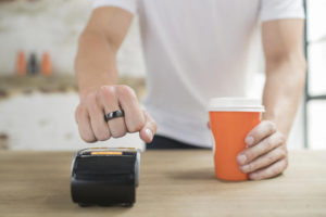 Бельгийский банк выпустит линейку аксессуаров для платежей