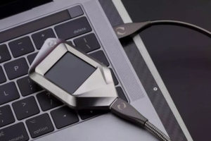 Криптодебют: SatoshiLabs выпустила элитные аппаратные кошельки