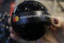 Mastercard вводит новые правила списания средств за подписки (обновлено)