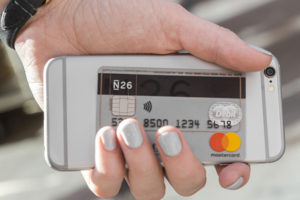 Ведущий мобильный банк запустит премиум-счета в Великобритании