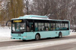 Еще один город Украины перешел на оплату картой в транспорте