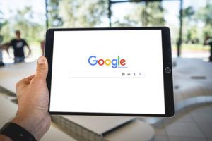 Названы самые популярные сайты в Украине