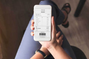 Стало известно, сколько компаний используют электронные чеки