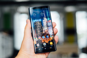 Рынок смартфонов терпит убытки: почему упал спрос