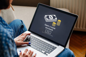 Банки и платежные системы: где проще открыть счет для бизнеса за рубежом