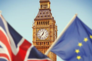 Из-за Brexit компании резко выводят активы из Британии – исследование