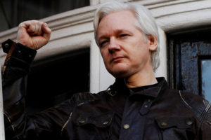 Реакция на арест: сколько денег сообщество пожертвовало Ассанжу за сутки