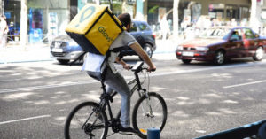 Доставка Glovo заработала еще в одном городе Украины