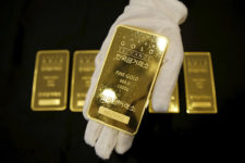 Цена на золото преодолела психологическую отметку