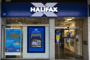 У Monzo и Starling появился двойник: крупный банк обвинили в плагиате