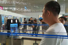 Вместо проездного — лицо: в Китае запустили необычную линию метро