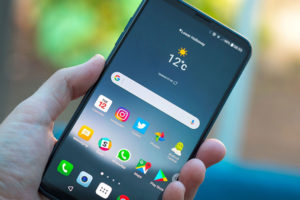 Приложения в Google Play можно будет оплатить наличными