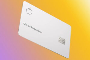 Apple отправила свои кредитки первым пользователям
