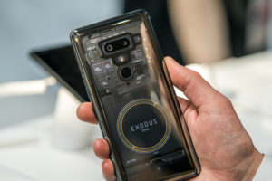 HTC выпустил смартфоны с поддержкой криптовалюты