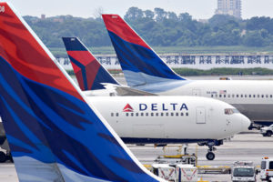 Известная авиакомпания запустит бесплатный Wi-Fi в самолетах