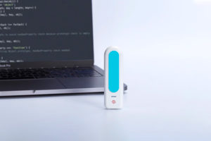 Хакерам удалось взломать USB-флешку, которую защищал сканер глаз