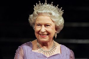 Елизавета II лоббировала изменения в законе, чтобы скрыть свое богатство — The Guardian