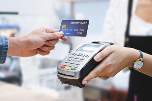 Трехкратный рост: эксперты озвучили прогноз по бесконтактным платежам в мире