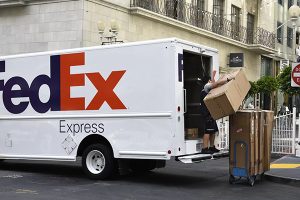 Популярный американский почтовый оператор продолжает покорять страны Европы