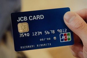 В Украине начнут принимать к оплате платежные карты JCB