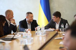 Названы сроки запуска и банк, где можно получить электронные права и студенческие