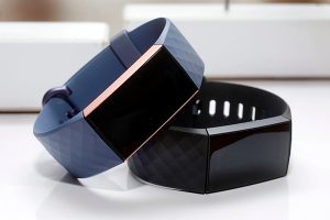 Google купил крупного производителя смарт-часов