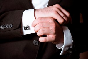 Вместо карт: ТОП-5 предметов одежды с поддержкой бесконтактных платежей