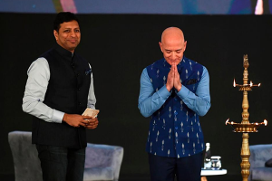 Amazon поможет индийскому бизнесу: компания выделит $1 млрд