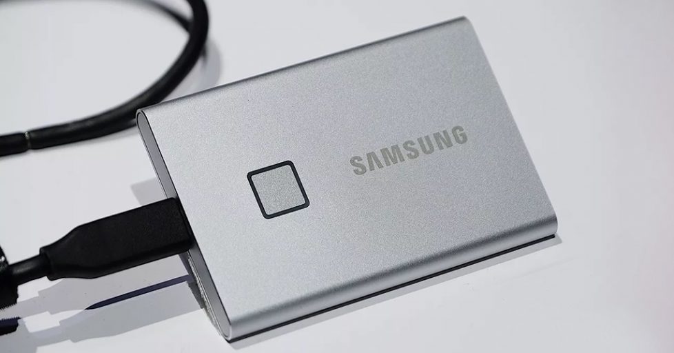 Samsung mp300v4a как достать жесткий диск