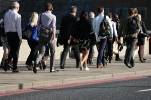 Mastercard работает над технологией идентификации пользователей по походке