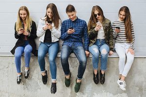 Минцифры внедряет услугу ID-14: она упростит подросткам получение паспорта и ИНН