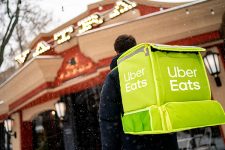 Год спустя: Uber Eats поделился статистикой с момента запуска в Украине
