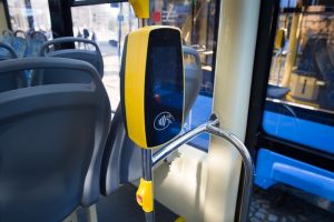 В трамваях Одессы запустили безналичную оплату проезда