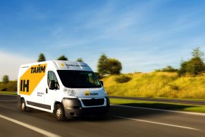 Служба доставки Ин Тайм приостановила работу: как украинцы теперь получат свои посылки