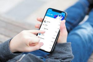 Британский необанк запускает приложение для детей: как оно работает