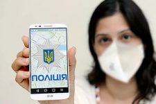Украинцев предупредили о новых мерах контроля на карантине: будет ли слежка через смартфон
