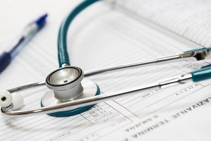 Врачи, лекарства и тест на коронавирус онлайн: в Украине запущен новый чат-бот в Viber