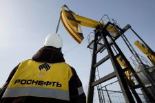 Россия пошла на уступки: ОПЕК+ одобрили крупнейшее снижение добычи нефти