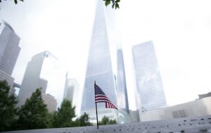 Более 26 млн американцев потеряли работу: что ожидает экономику США и других стран