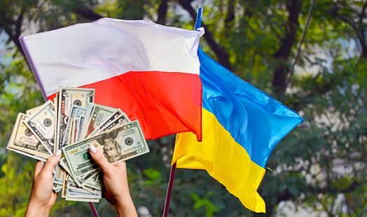 СМИ назвали количество украинцев, которые платят налоги в Польше