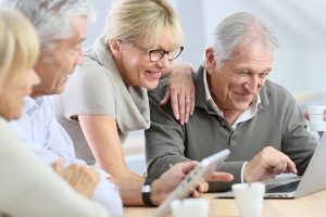 Как украинцы старшего поколения защищают себя в интернете – исследование