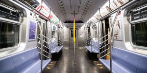 В Нью-Йорке начали использовать новый метод дезинфекции транспорта — фото