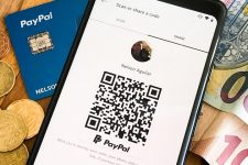 PayPal запускает оплату по QR-коду в 28 странах