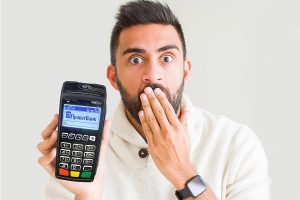 Выгода cashless: ПриватБанк будет бесплатно обслуживать бизнес, подключивший эквайринг